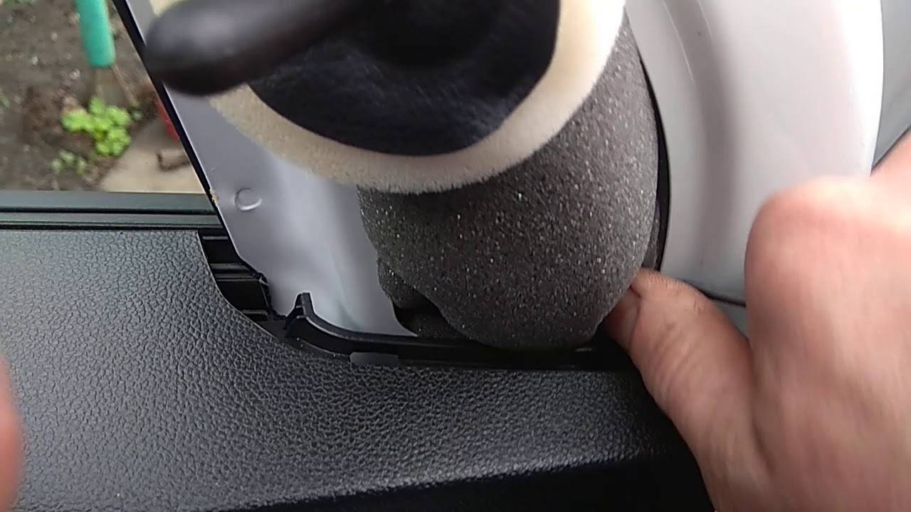 Как снять обшивку передней двери на рено дастер видео - в мире авто
