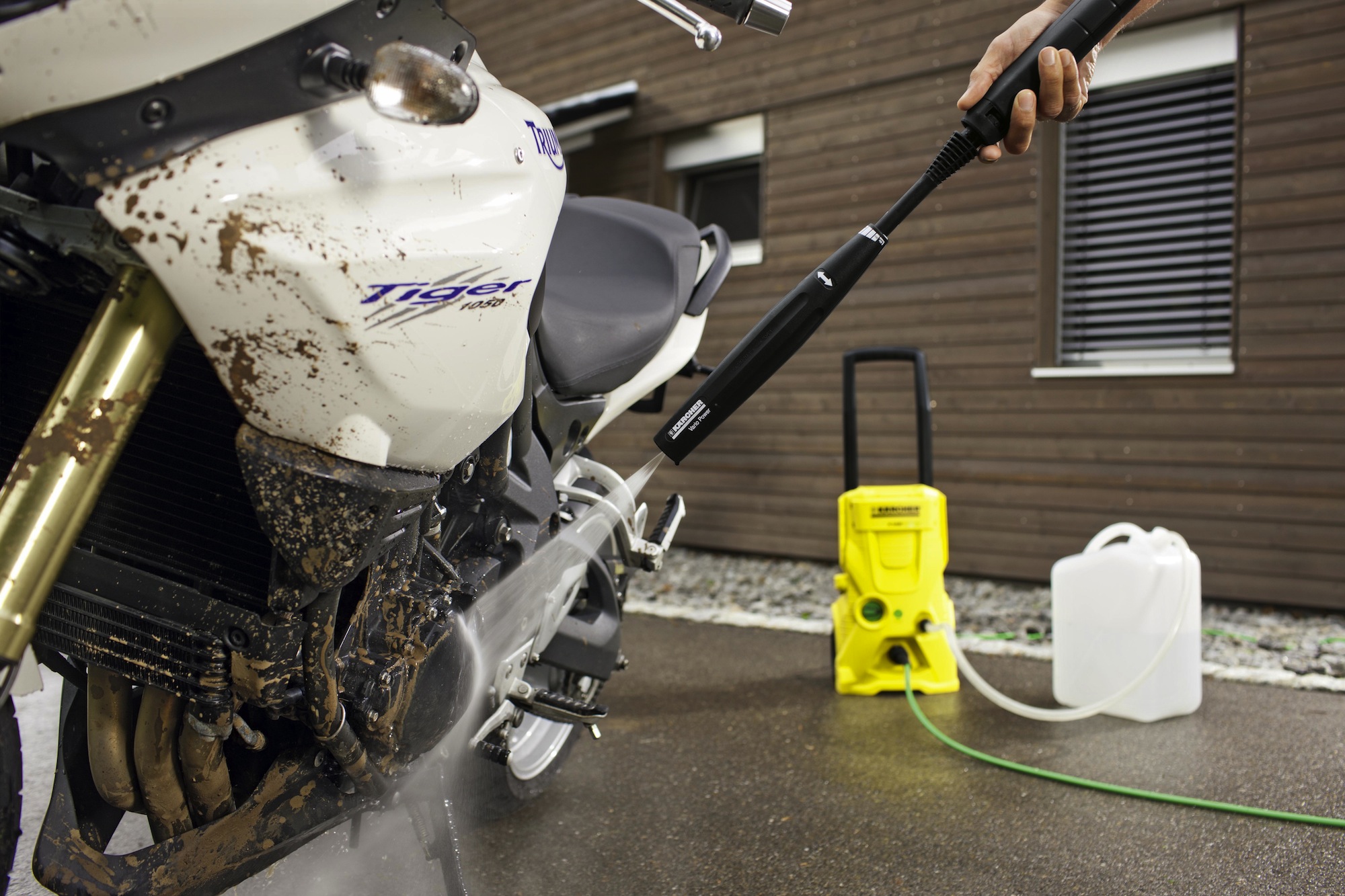 Как мыть мотоцикл на мойке самообслуживания?