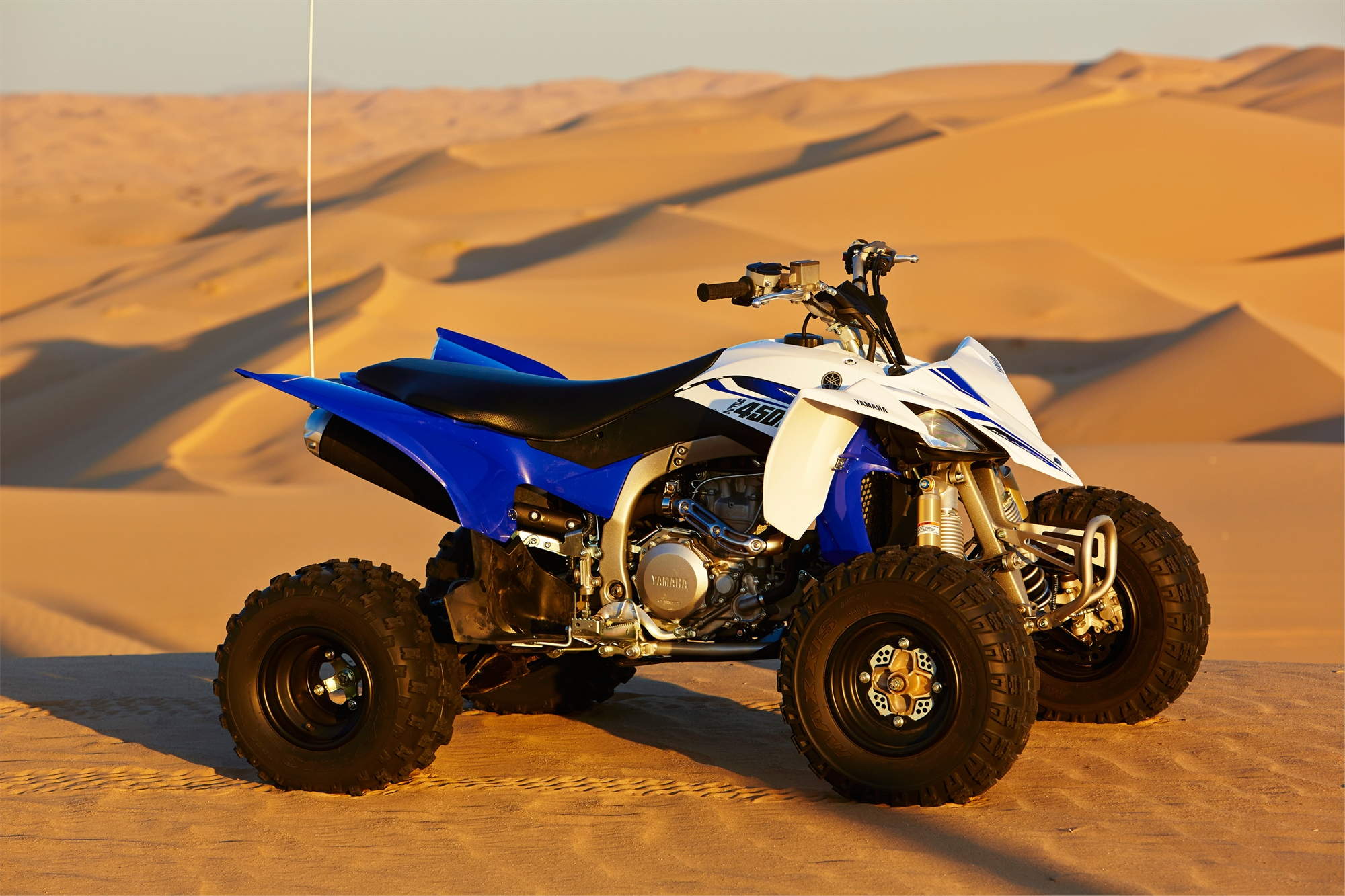 Yamaha yfz450r на дороге