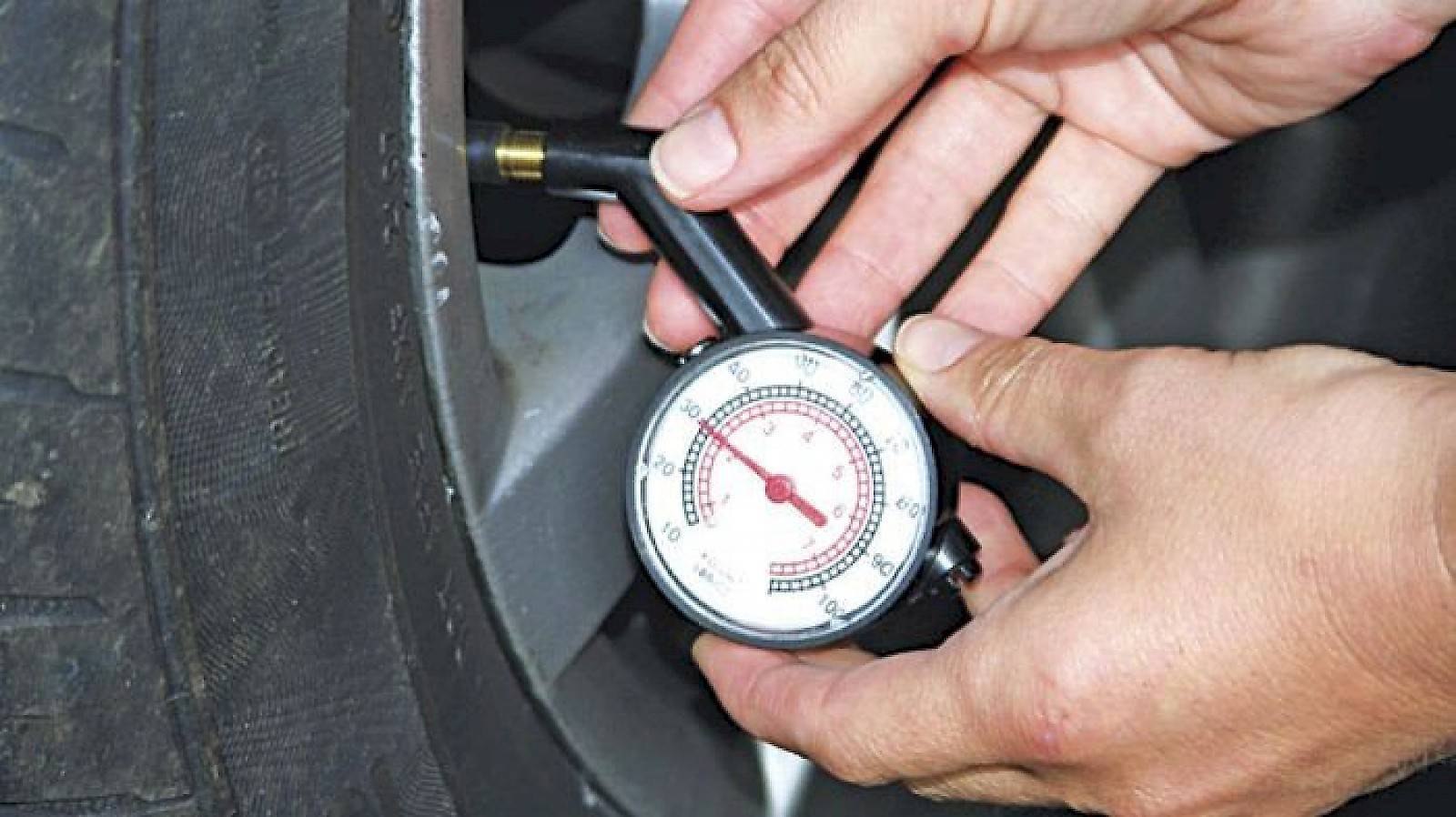 Разновидности систем контроля давления в шинах автомобиля