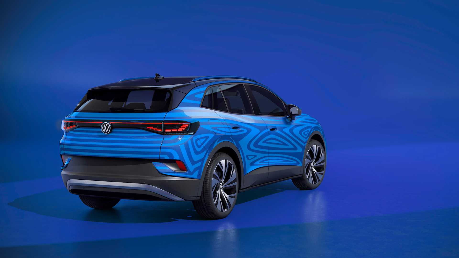 Volkswagen начинает массовое производство первой модели электрического внедорожника под названием id.4