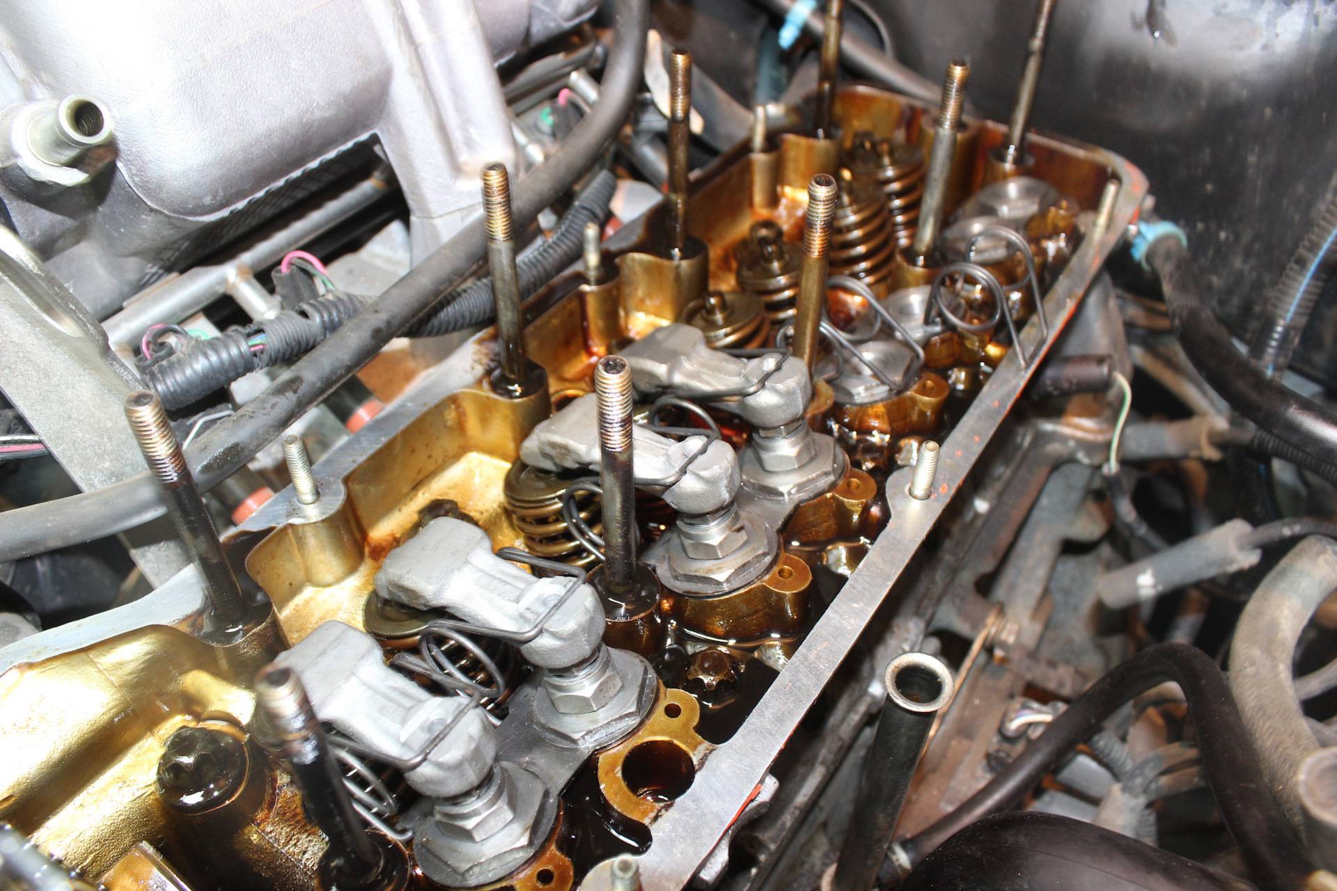 Стук клапанов в двигателе — причины почему стучат клапана и какие последствия ждать