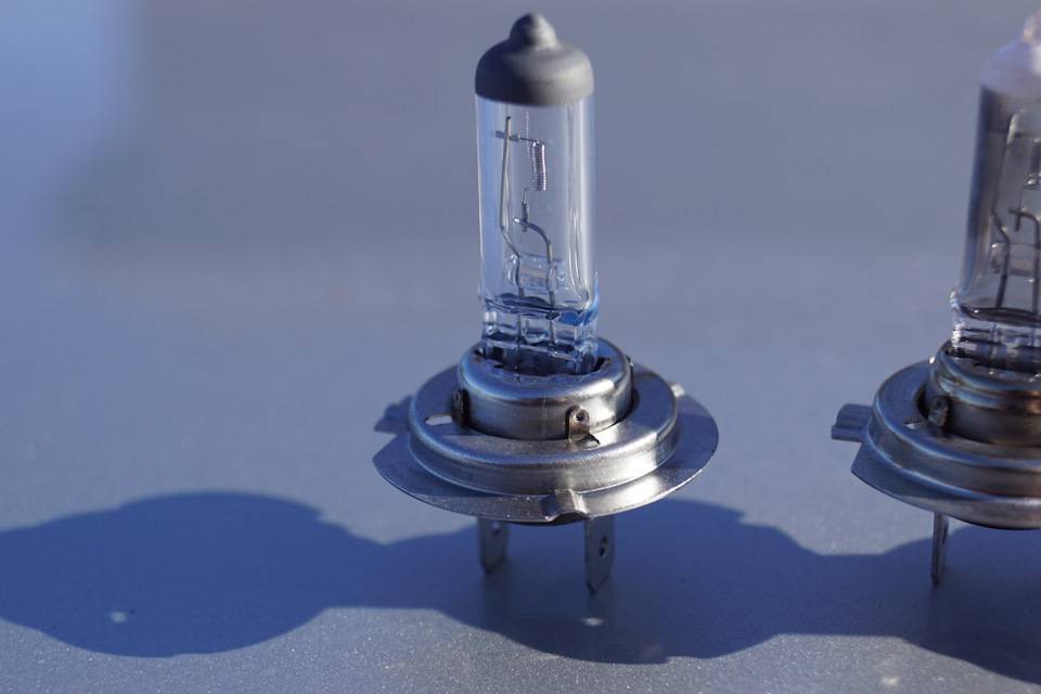 Лампа дальнего света приора: какие цоколь подходит, модели лампочек, применяемых в фарах лады