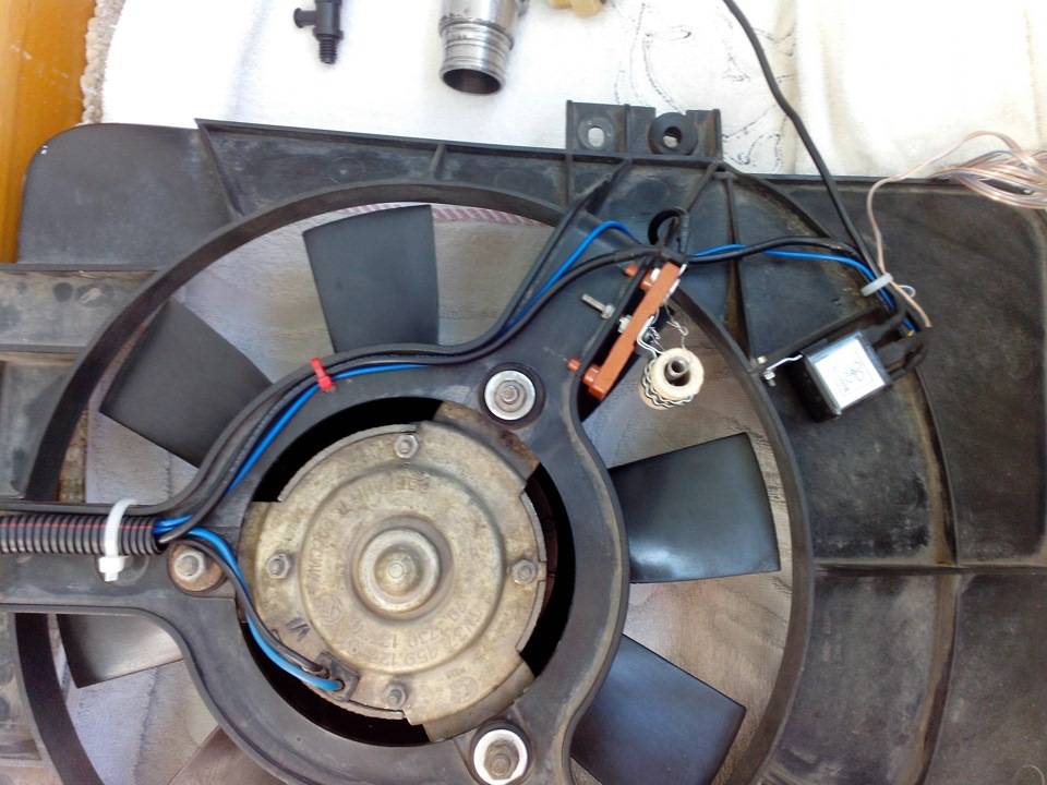 Лада калина датчик температуры включения вентилятора охлаждения двигателя