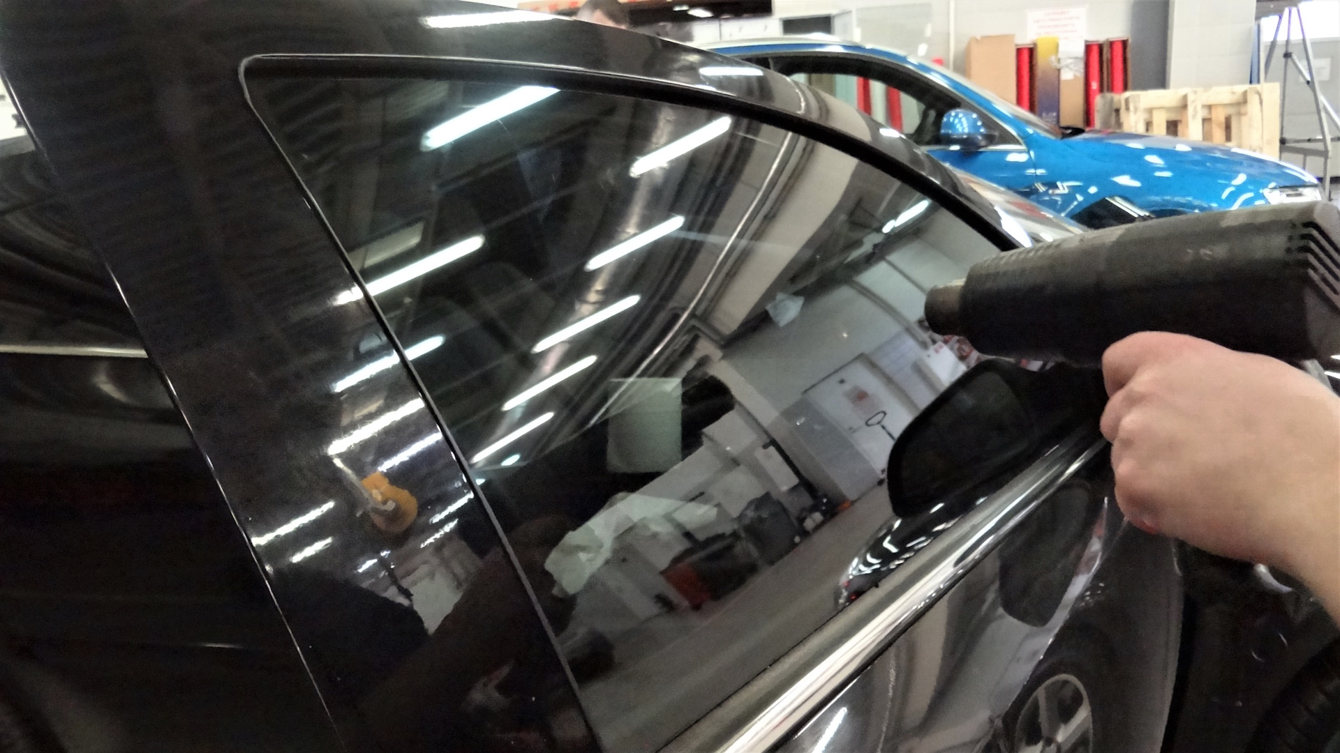 Электронная тонировка стекол автомобиля: особенности и принцип работы