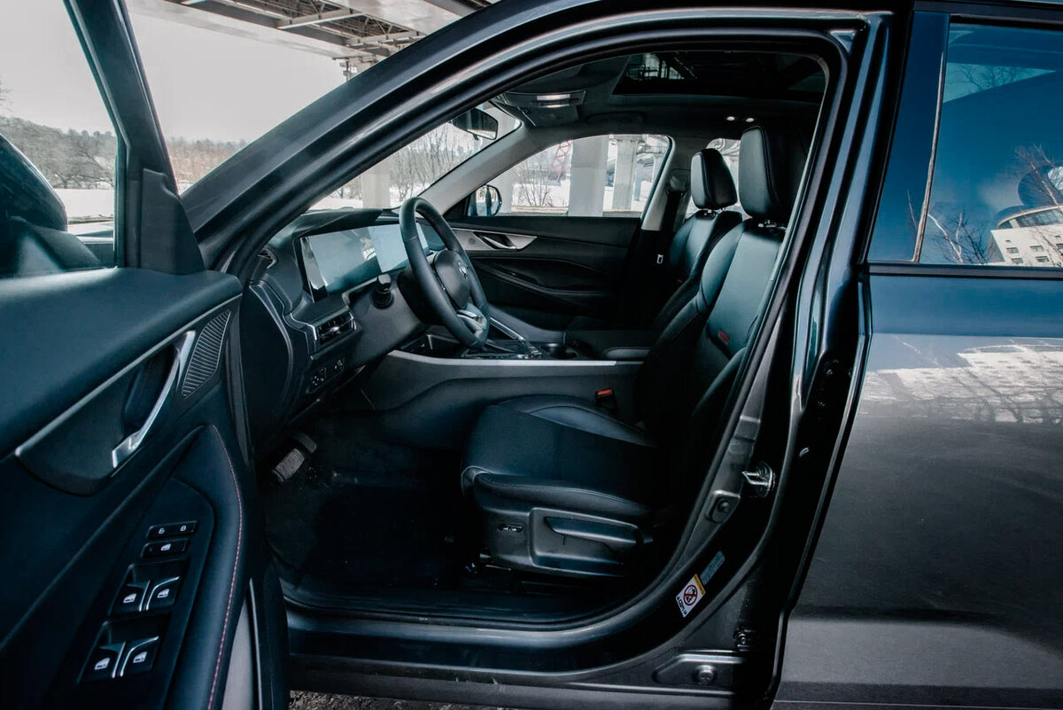 Кроссовер Changan CS35 подешевел в РФ на 120 000 рублей