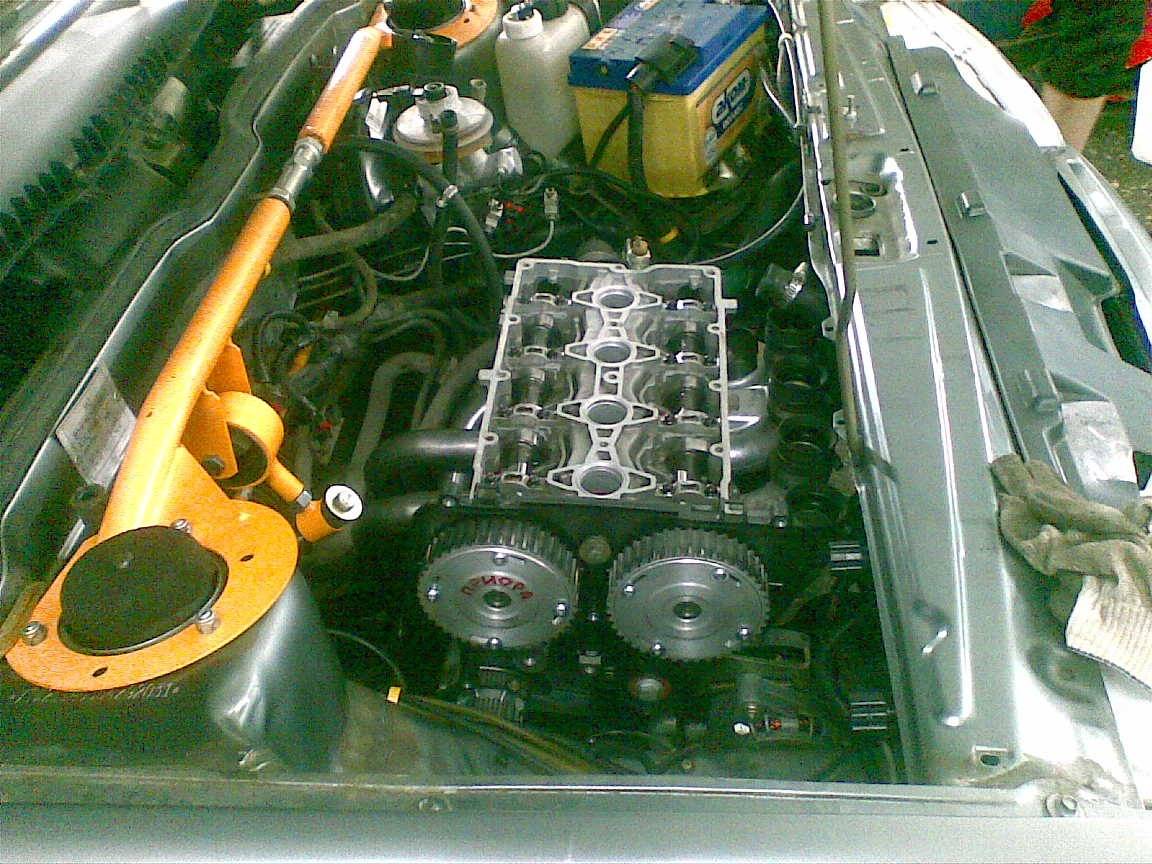 Сколько масла в двигателе ваз 2114 8. ВАЗ 2114 16 клапанная. ВАЗ 2114 16v. 16 Клапанный двигатель ВАЗ 2114. Двигатель от ВАЗ 2114.
