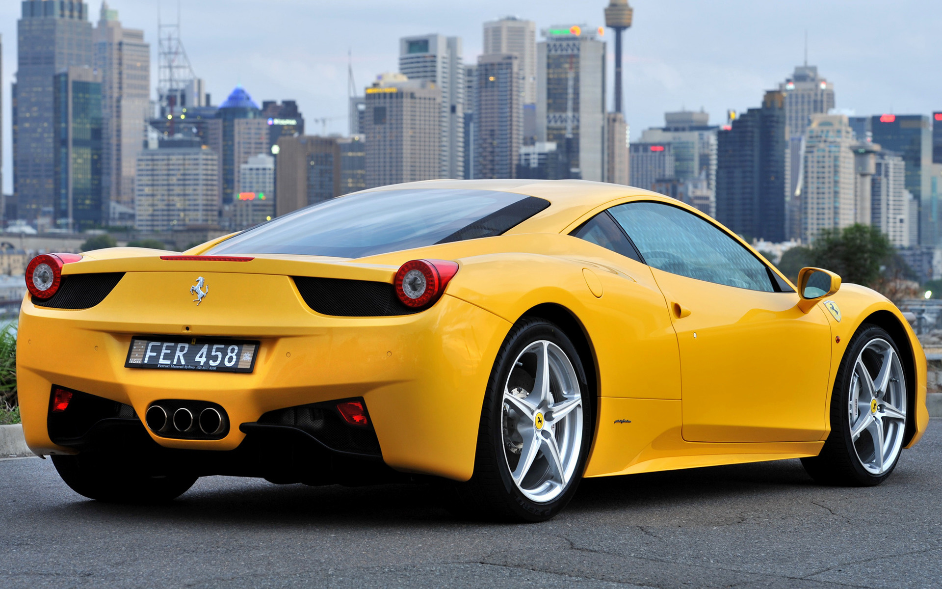 Ferrari отзывает модель 458 italia из-за риска возгорания