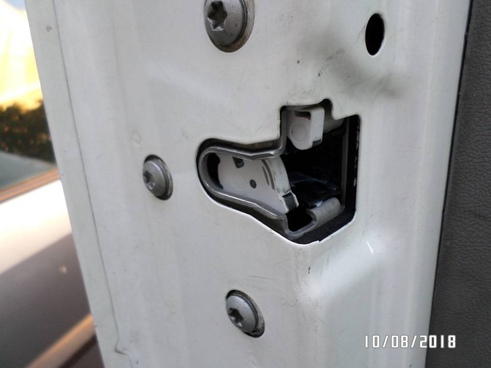 Как закрыть двери без аккумулятора peugeot (пежо) 308 — автомобильный портал