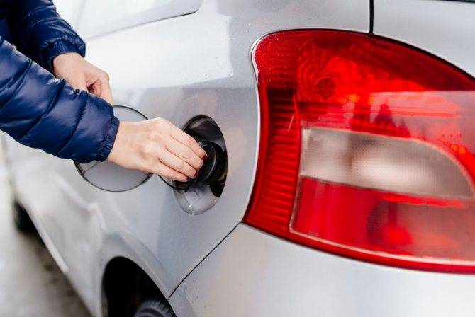 Как защитить машину от слива бензина - что делать, если воруют бензин из бака