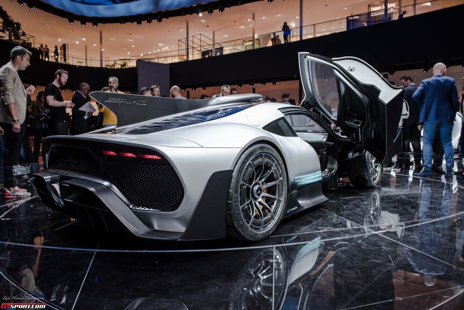 Мерседес готовится к выпуску нового гиперкара AMG Project One за 2 миллиона евро