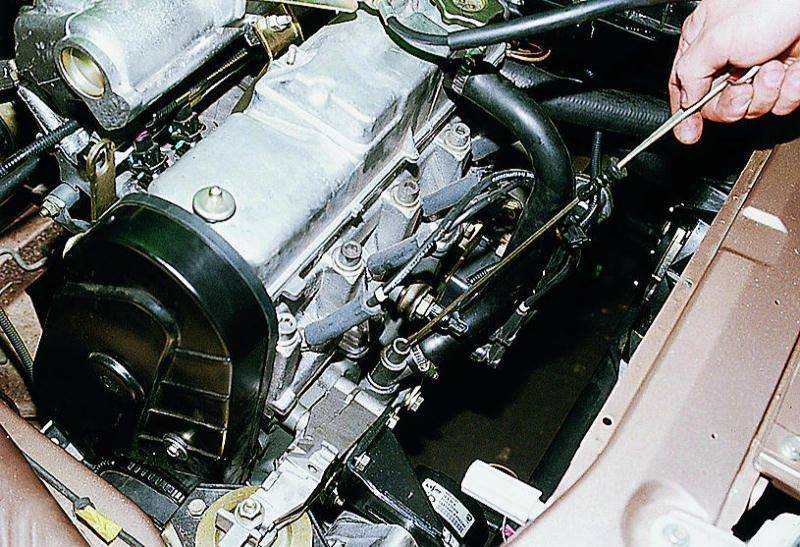 Замена масла в двигателе на ваз-2112 16 клапанов: фото и видео