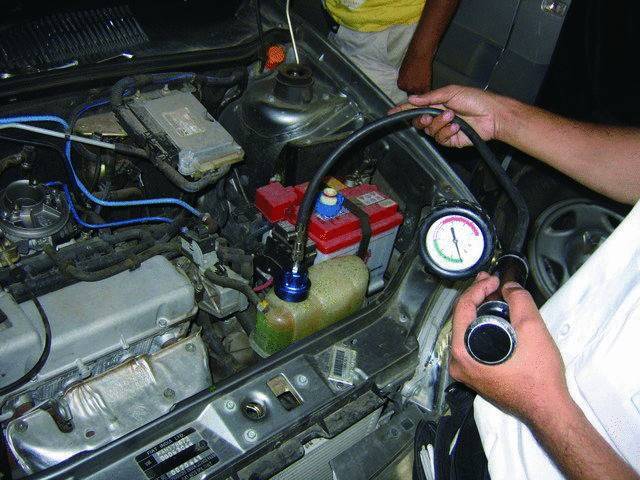 Проверка системы охлаждения двигателя: диагностика возможных неисправностей