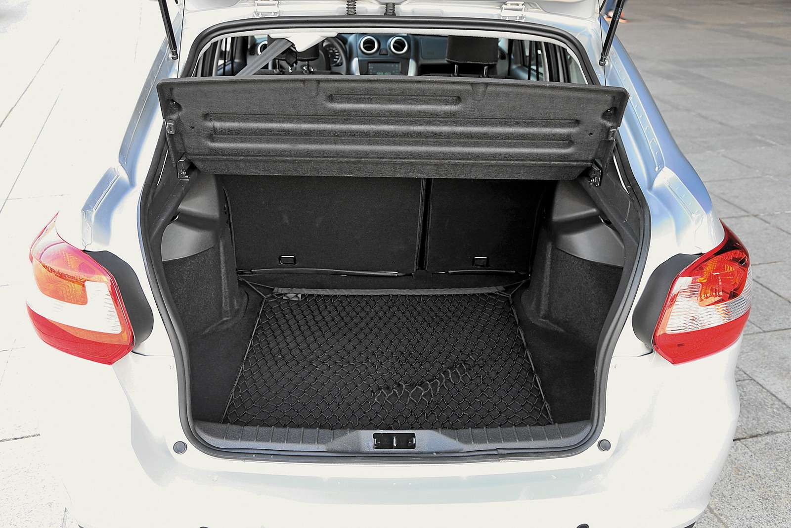Длина багажника лада гранта со сложенными сиденьями длину