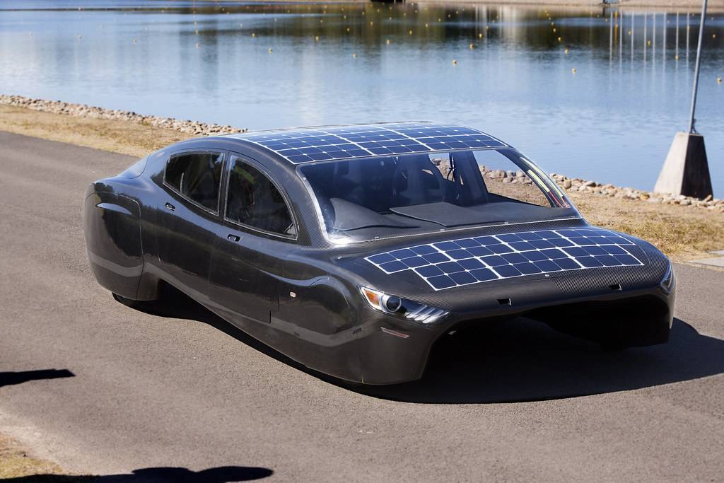 Автомобиль на солнечных батареях: миф или реальность?