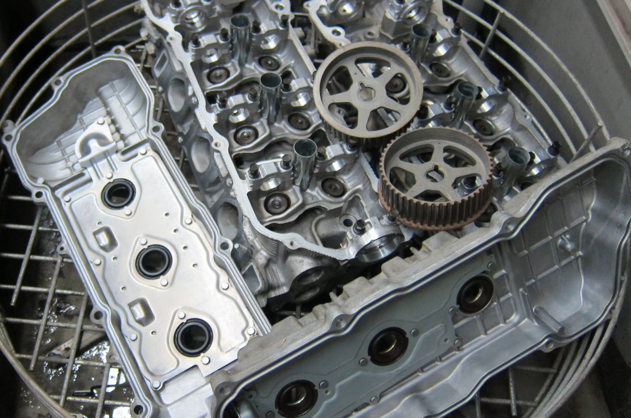 Мойка деталей двигателя. особенности ультразвуковой очистки деталей двигателя во время ремонта