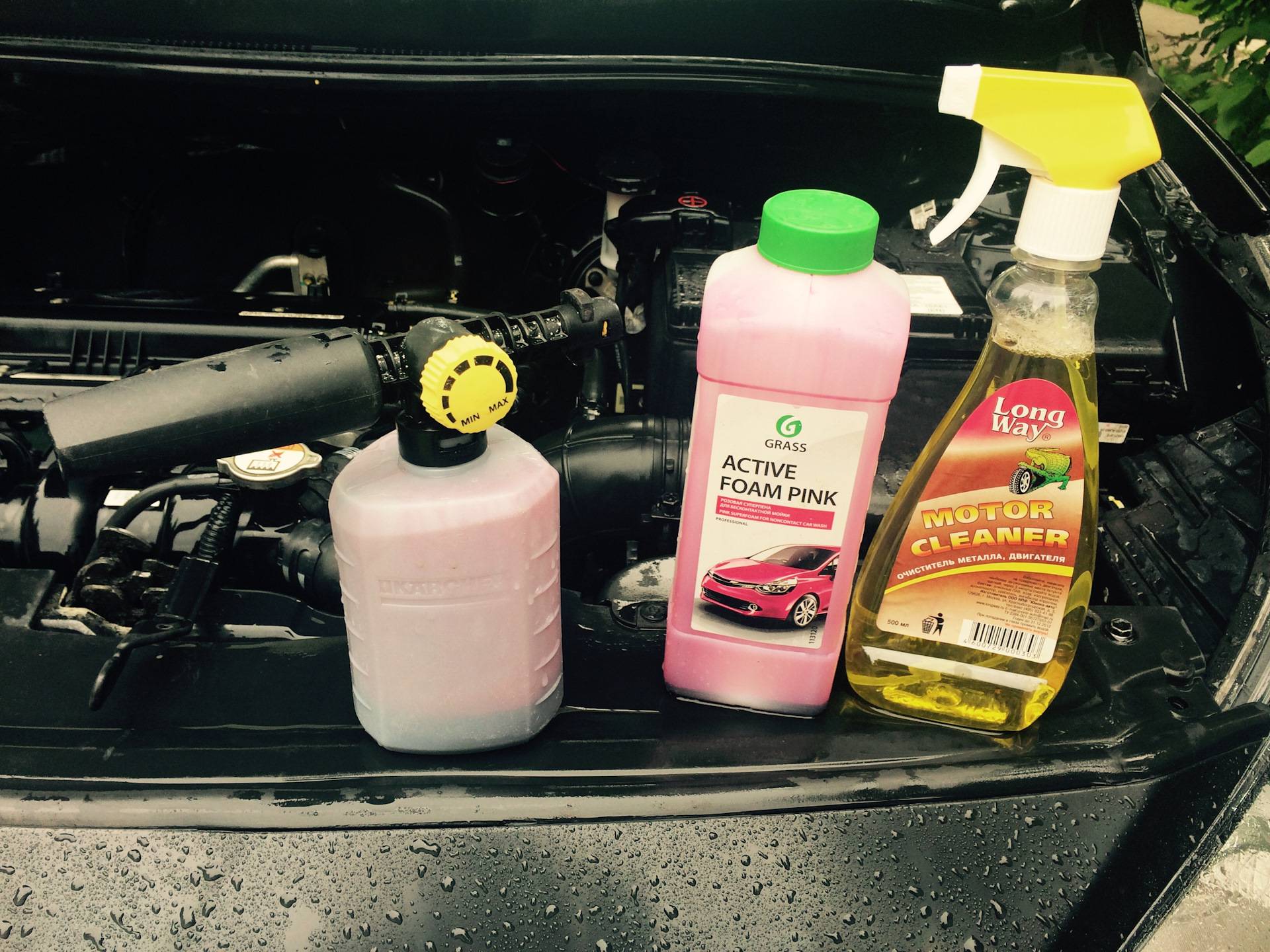 Как самому помыть двигатель автомобиля?