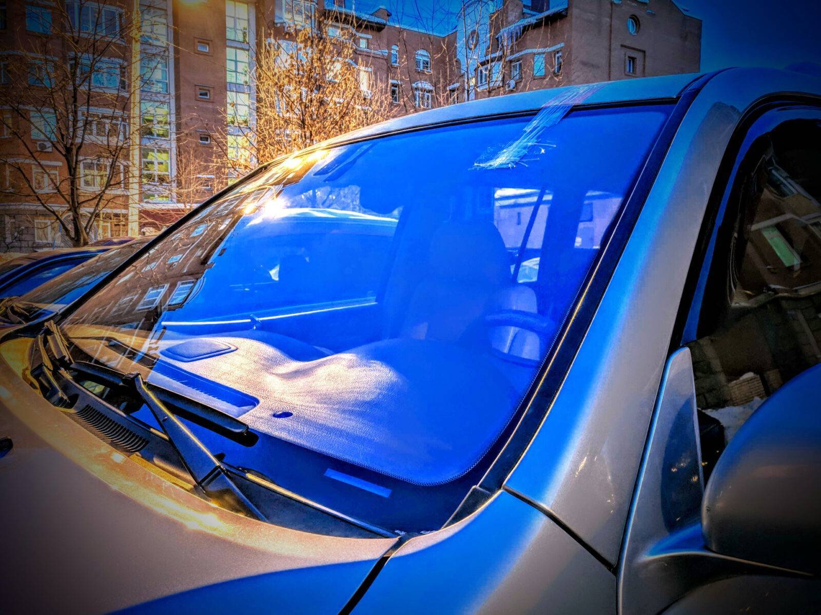 Тонировка стекол автомобиля напылением: технология