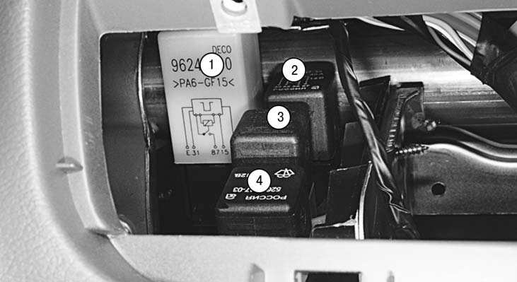 реле дворников шевроле ланос 1.5