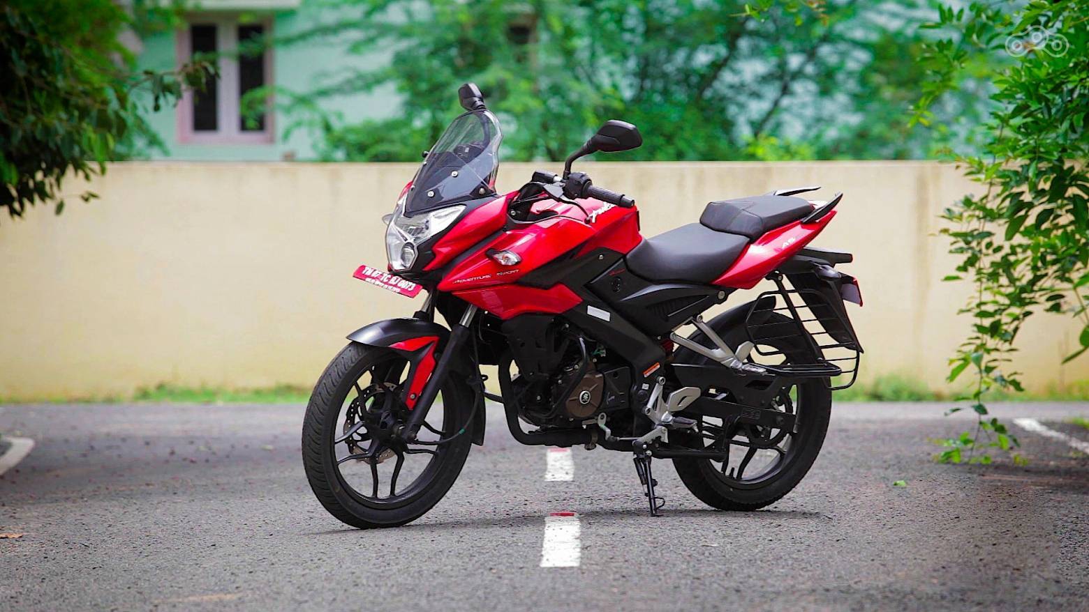 Bajaj pulsar 150ns launch date, price, mileage, specifications, images