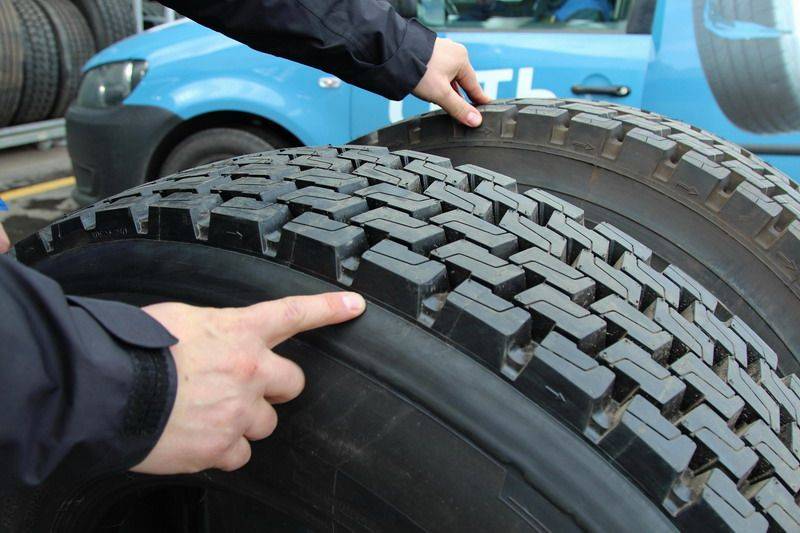 Восстановление протектора шин грузовых авто холодным способом