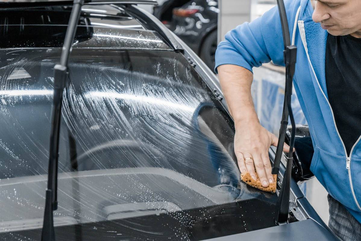 Как выполняется бронирование лобовых стекол автомобиля?