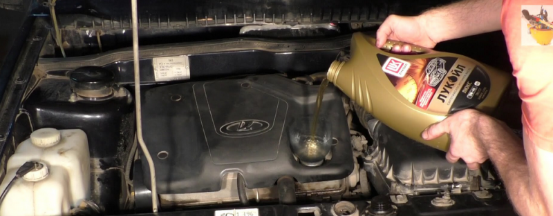 Как заменить масло в двигателе ваз 2114 самостоятельно - инструкция